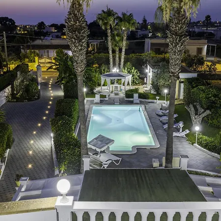 Villa Del Sole - Salento A 800m Dal Mare *